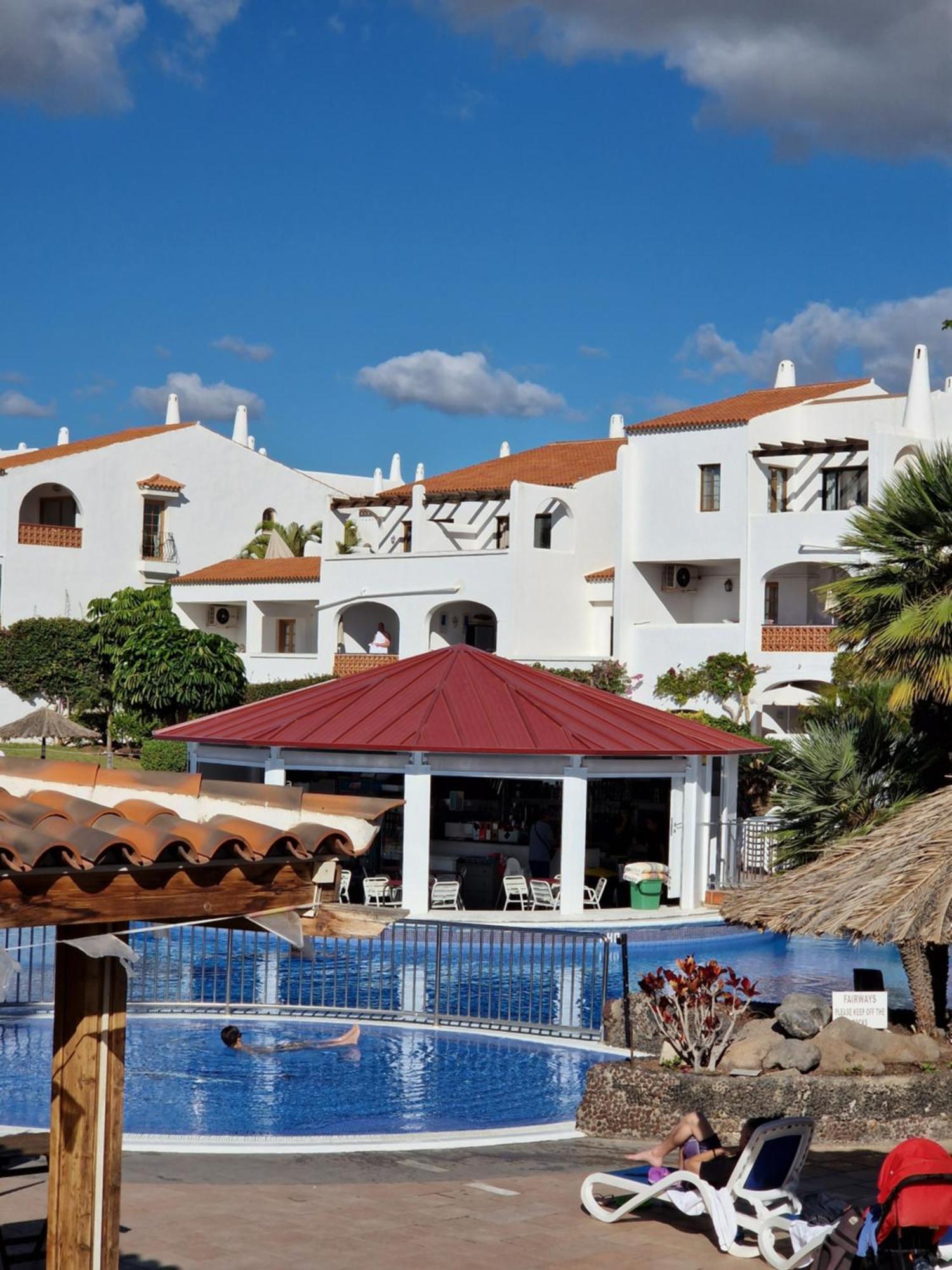 Sunny Oasis Amarilla Golf Apartment San Miguel de Abona Luaran gambar